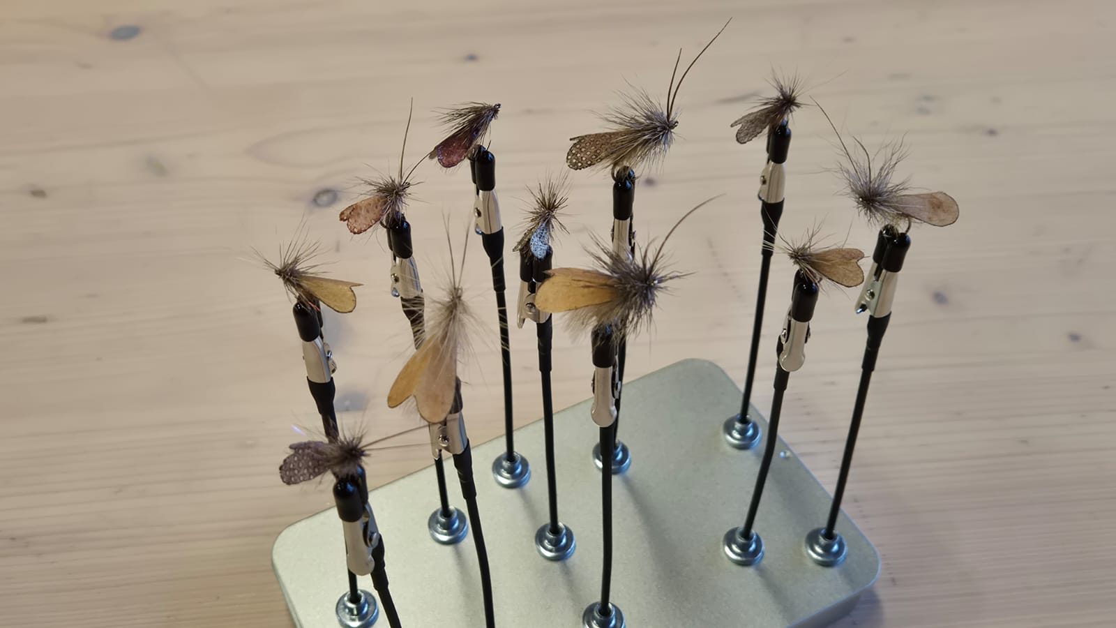 Les Bases du Montage de Mouches